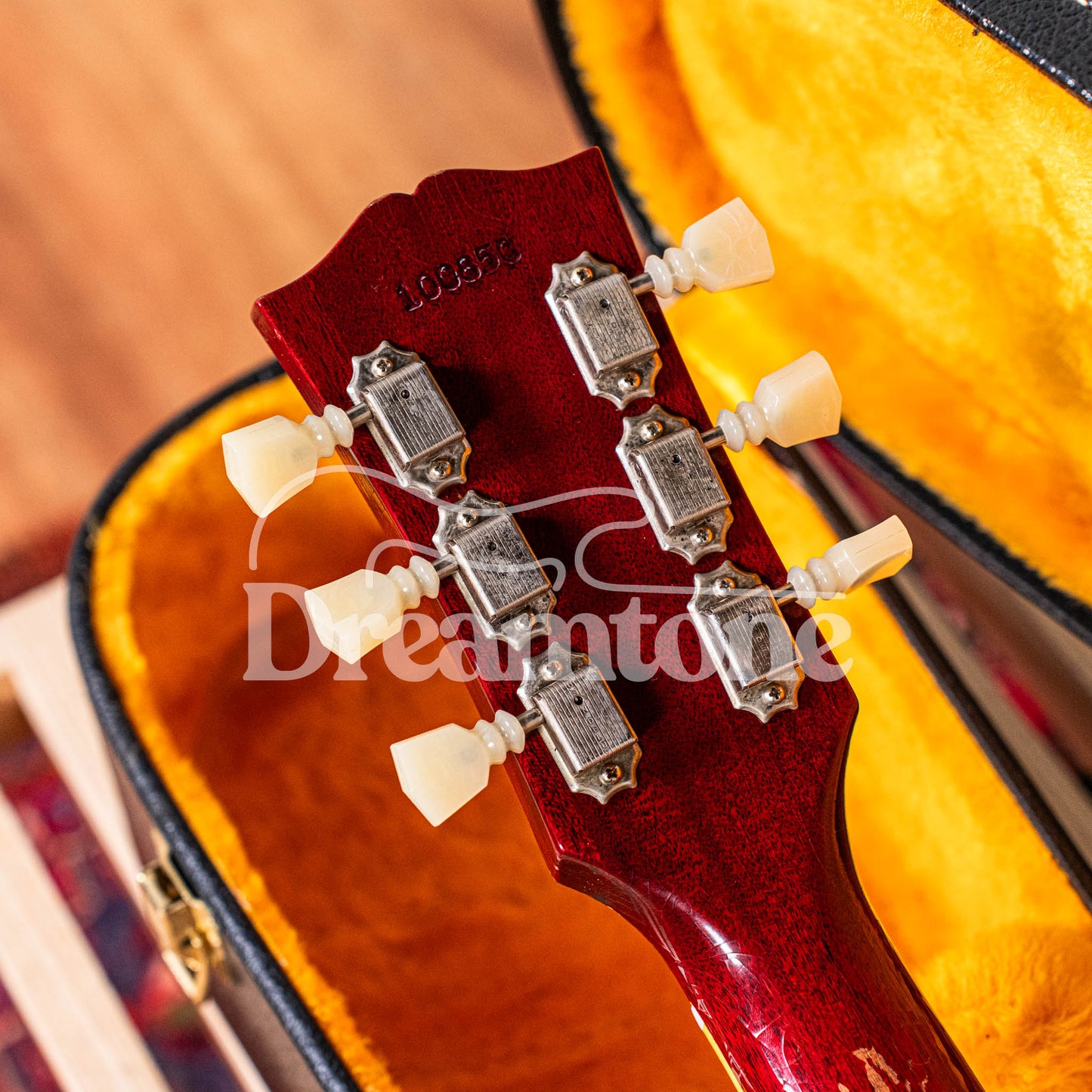 Gibson 1961 ES-335 Sixties Cherry Ultra Light Aged + $2,000